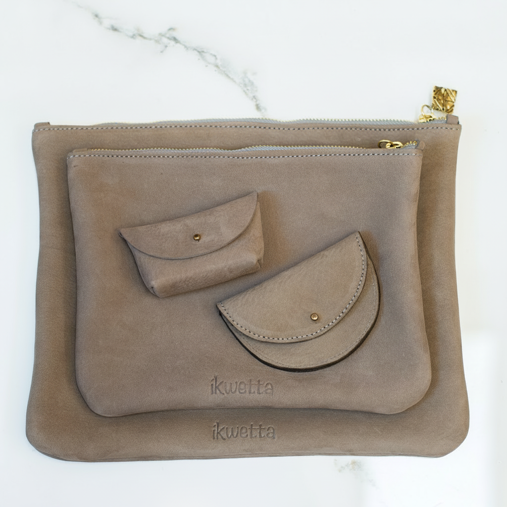Francis pouches in grey hunting suede