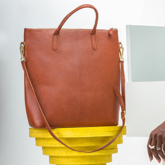 Werk tote in caramel smooth leather