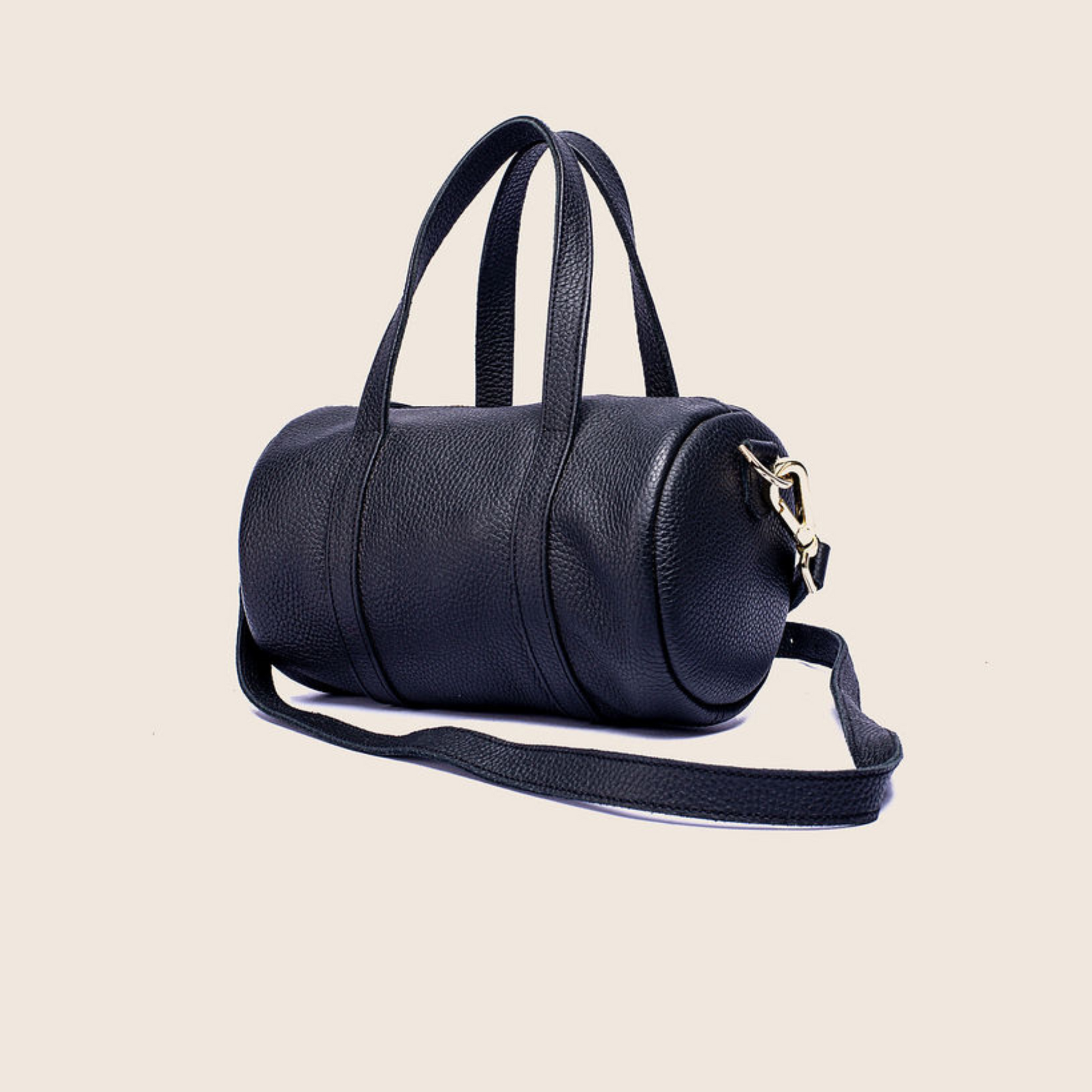 Roxy bag in black  smooth leather