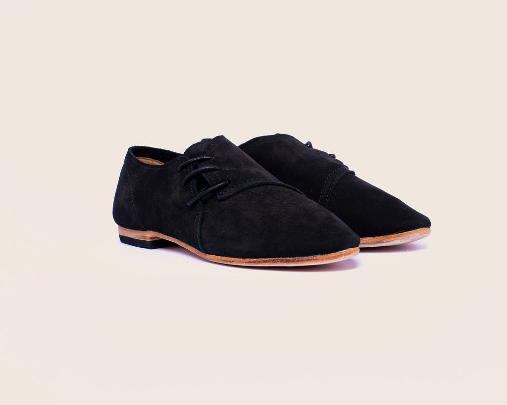Bey shoes in black hunting suede