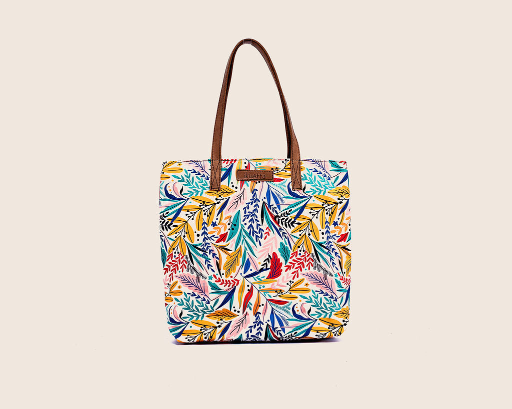 Market tote in blue print canvas and leather handles